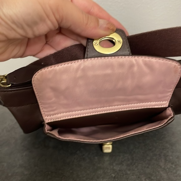 Preloved Penelope Coach Leather crossbody - Picture 5 of 12